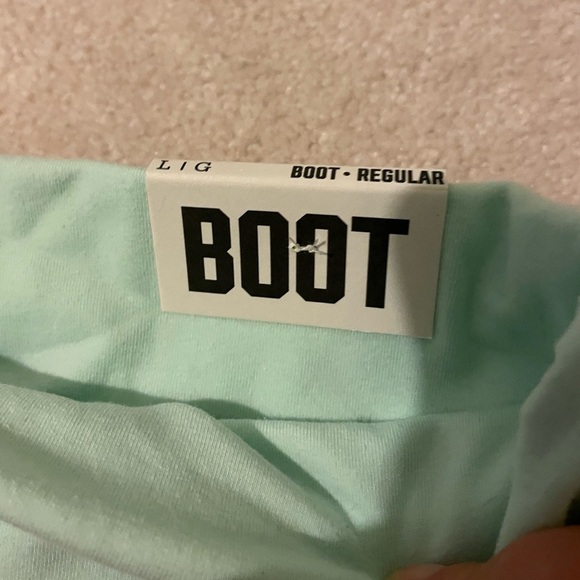 Vs. PINK Y2K foldover bling bootleg leggings-large NWT - Picture 6 of 8